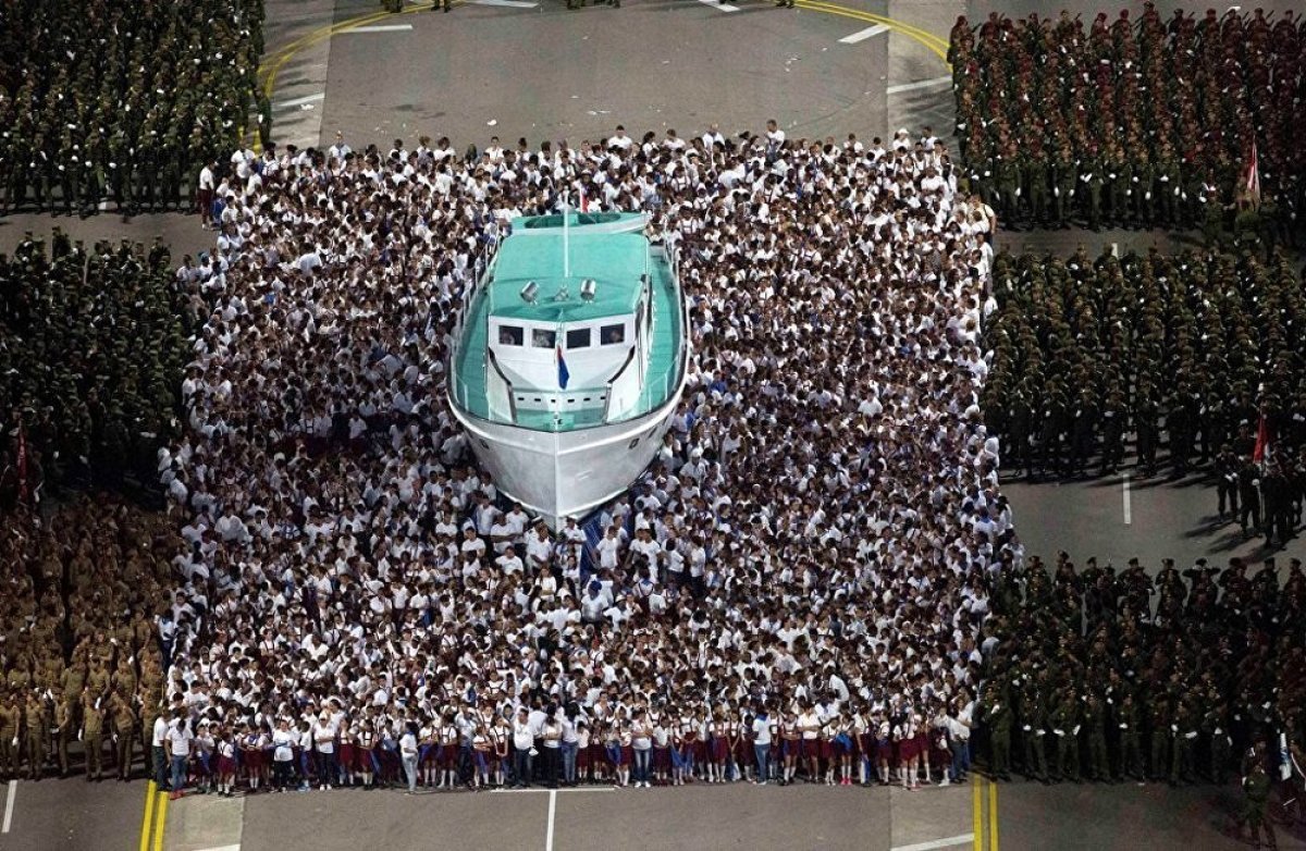 Granma yatı, sürgündeki 82 Kübalı devrimciyi Meksika’dan Küba’ya getirmiş ve ABD destekli Batista yönetimi ile Castro liderliğindeki devrimcilerin savaşı başlamıştı.