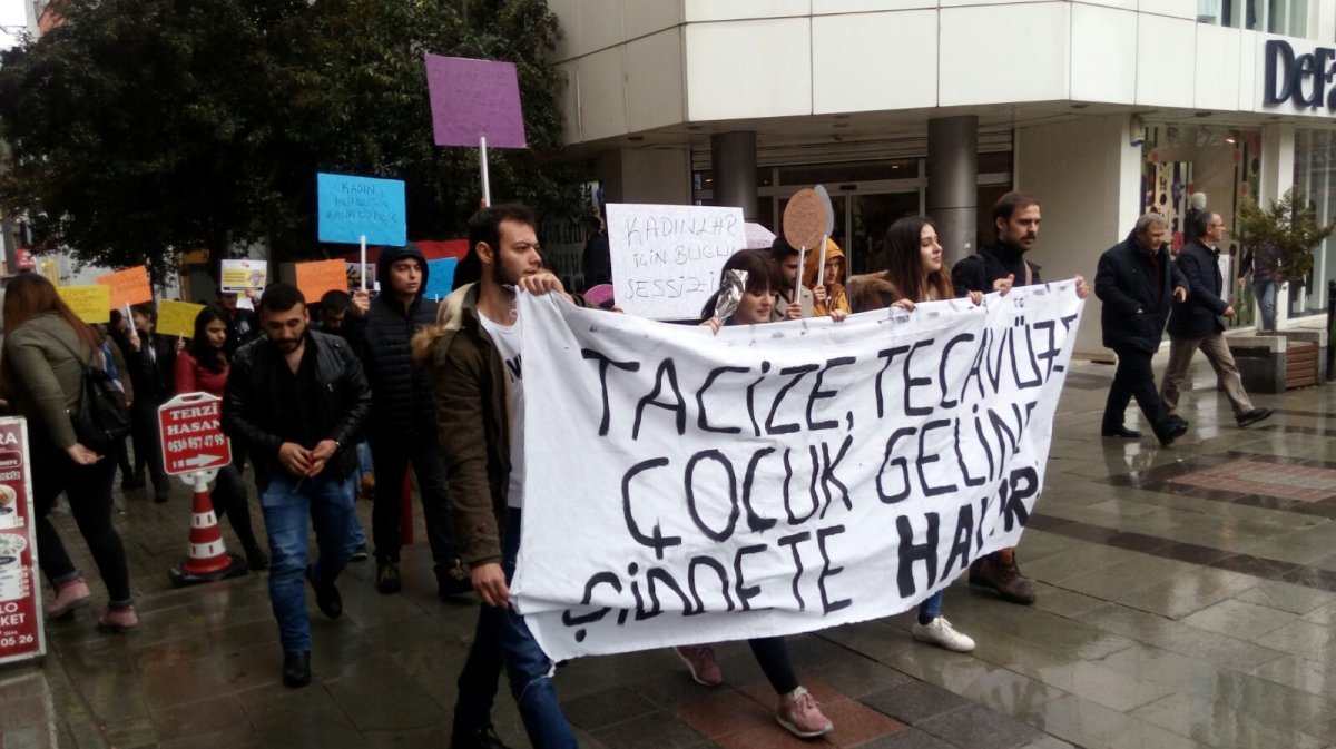 TGB Isparta, kadın sorununa karşı mücadele için sağanak yağmura rağmen yürüyüş düzenledi.