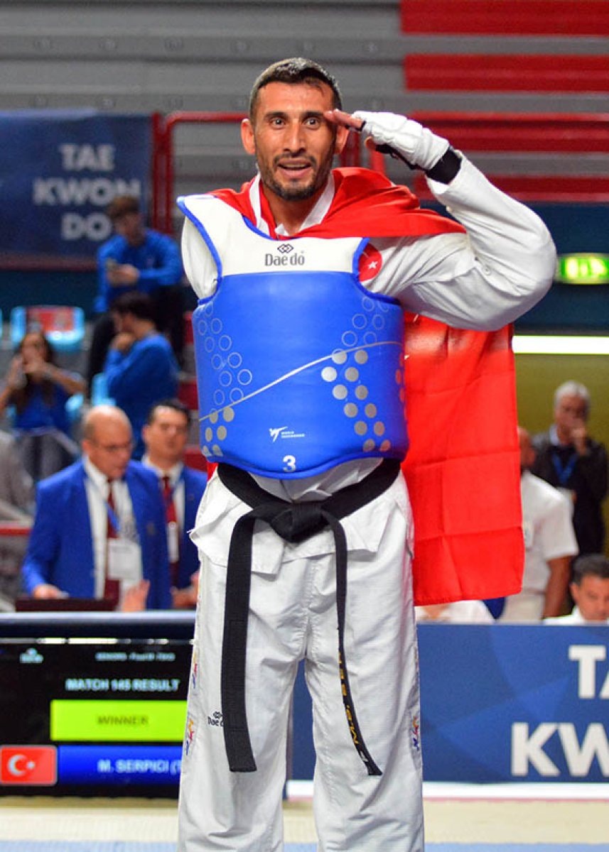 Sporcularımız Kazandığı Maçların Ardından Asker Selamıyla Mehmetçiğe Selam Gönderdi