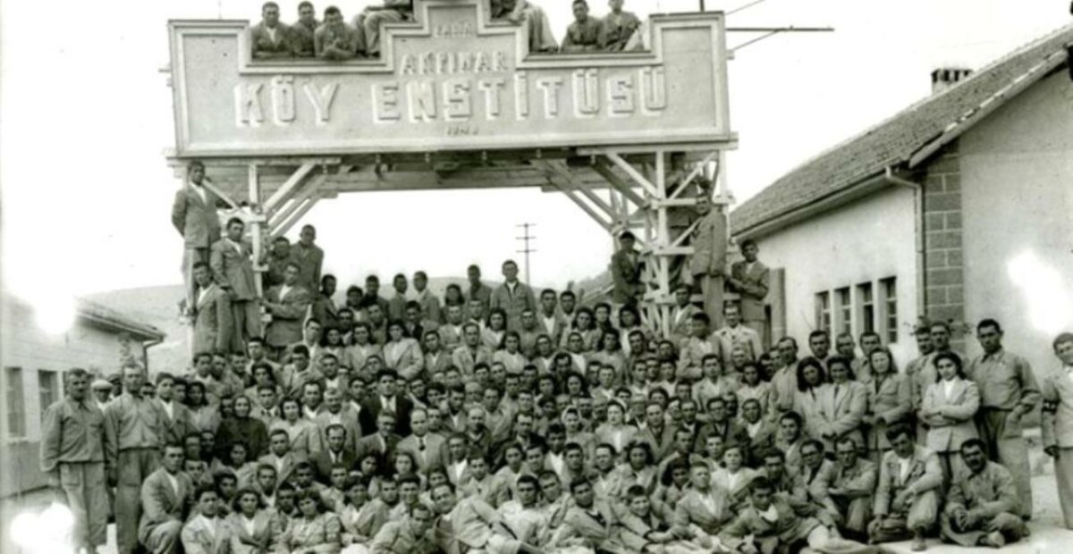Koy-Enstitulerinin-Mimari-Ismail-Hakki-Tonguc.jpg